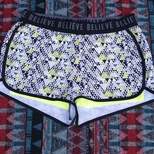 Kyodan Sarah Wells Athletic Shorts Size Small